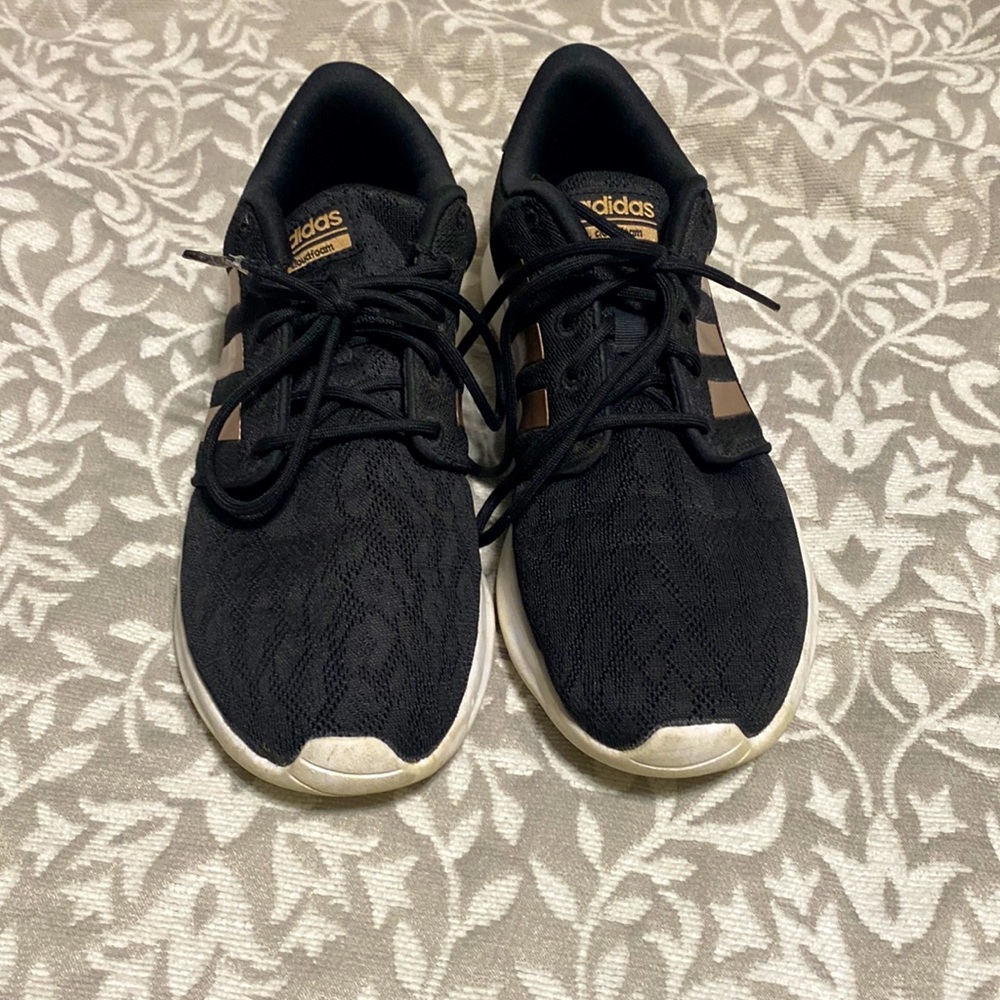 Adidas Cloudfoam Tennis Shoes